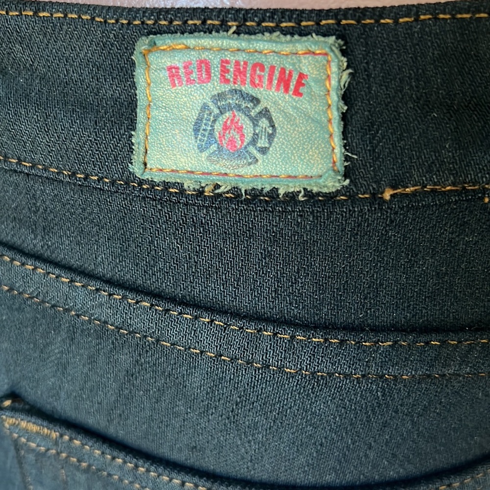 Red engine jeans - Picture 5 of 8